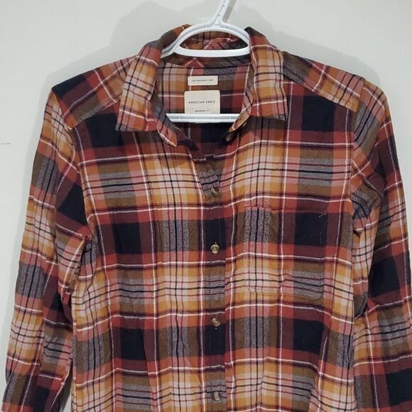 𝅺american Eagle plaid ahh-mazingly soft boyfriend fit XS button down shirt - Picture 2 of 7